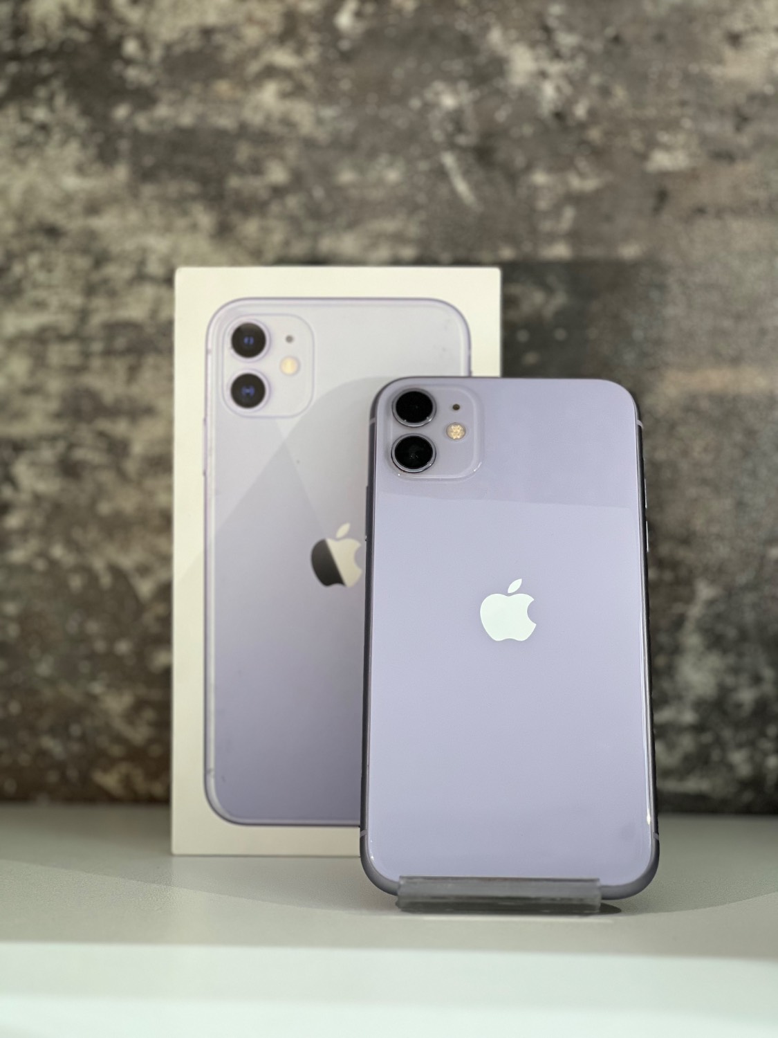 گوشی موبایل اپل مدل iPhone 11 CH/A کتیو دو سیم کارت ظرفیت 128 گیگابایت رم 4 گیگابایت کارکرده